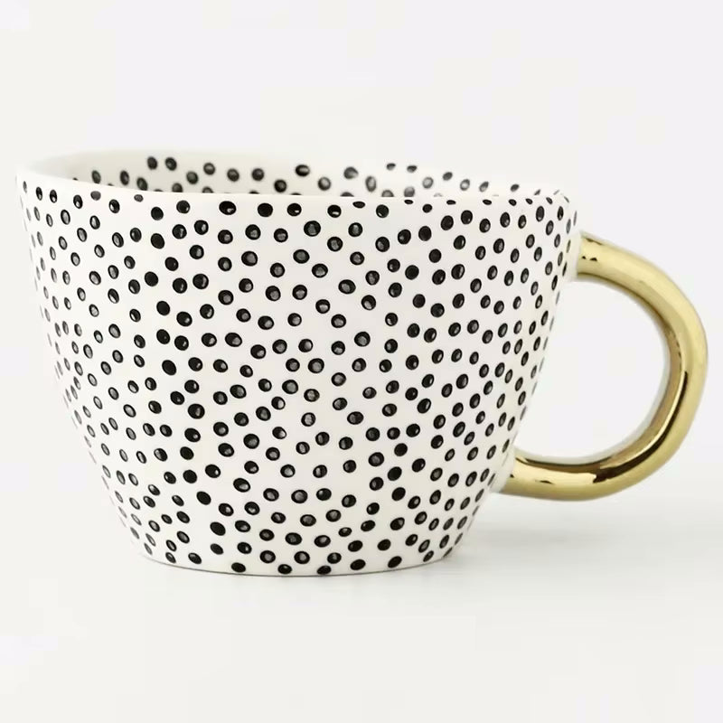 Peppercorn Artistic Style Patterned Irregular Shaped Ceramic Mug With Gold Handle